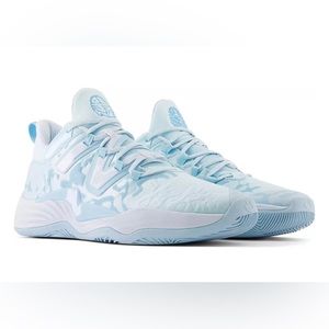 MENS BASKETBALL SHOES